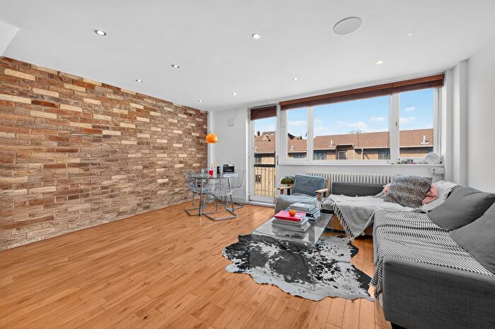 3 Bedroom Flat To Rent In Weymouth Terrace, London, E2