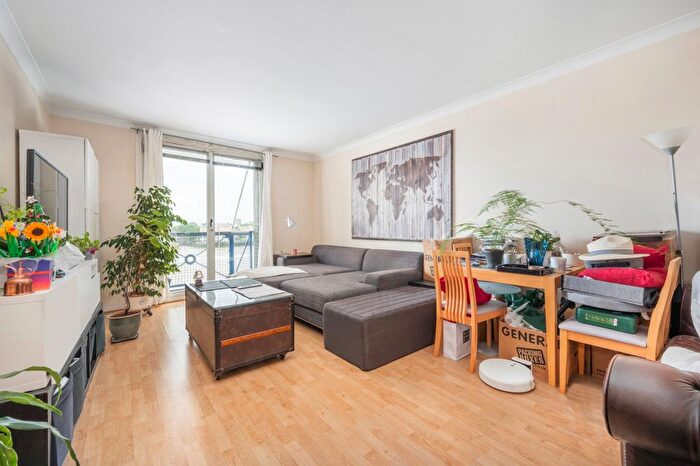 1 Bedroom Flat To Rent In Papermill Wharf, Narrow Street, E14