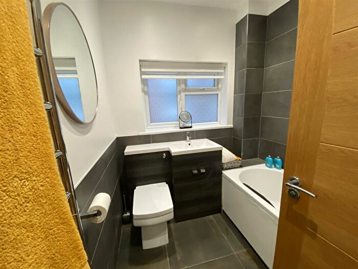 1 Bedroom Flat For Sale In Rowlands Hill, Wimborne, BH21