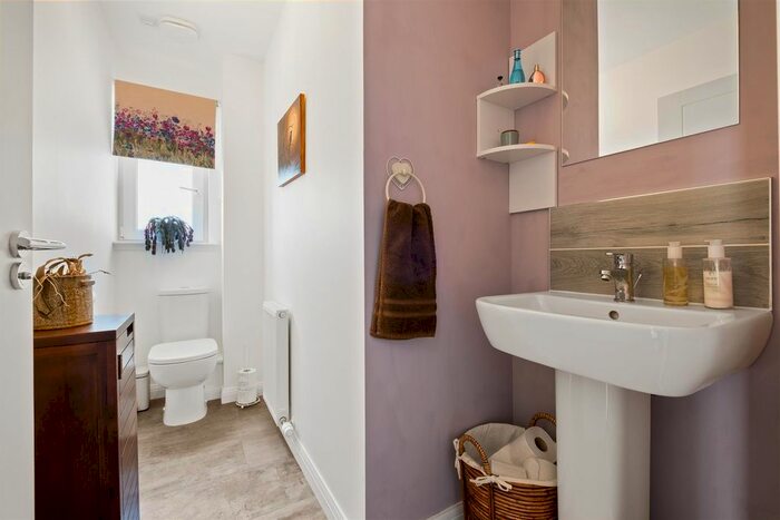 3 Bedroom Property For Sale In Macrae Park, Muir Of Ord, IV6