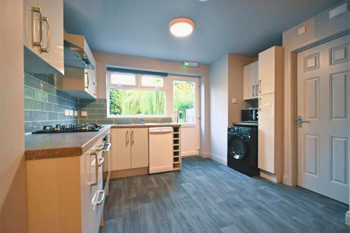 5 Bedroom House To Rent In Lodge Hill Road, Selly Oak, Birmingham, B29