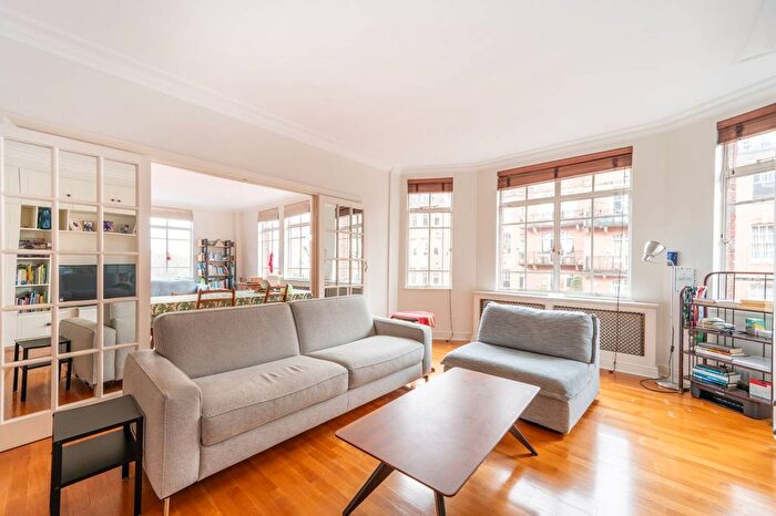2 Bedroom Flat For Sale In Oakwood Court, Holland Park, London, W14