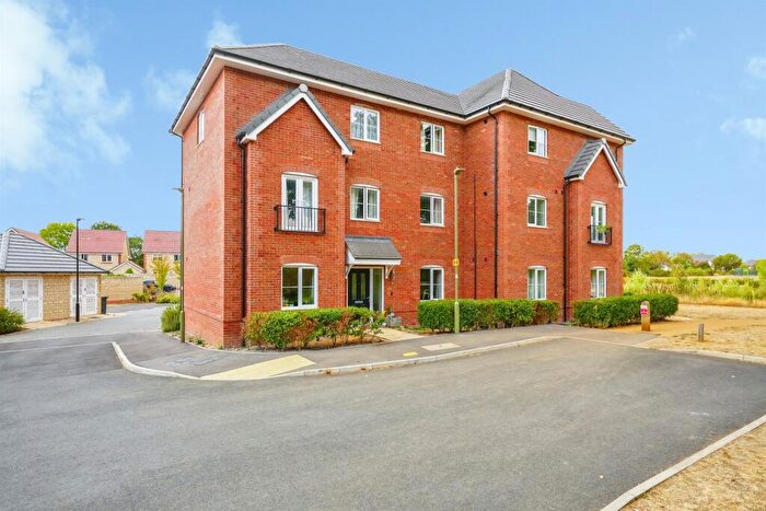 2 Bedroom Maisonette For Sale In Tom Gaughan Way, Didcot, OX11