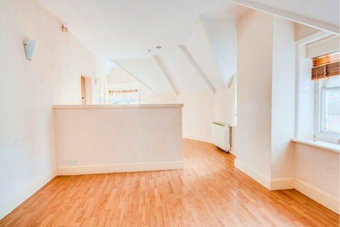 Studio To Rent In The Royal Blenheim, Oxford, OX1