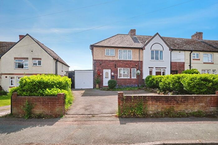 3 Bedroom End Of Terrace House For Sale In Valley Lane, Lichfield, Staffordshire, WS13