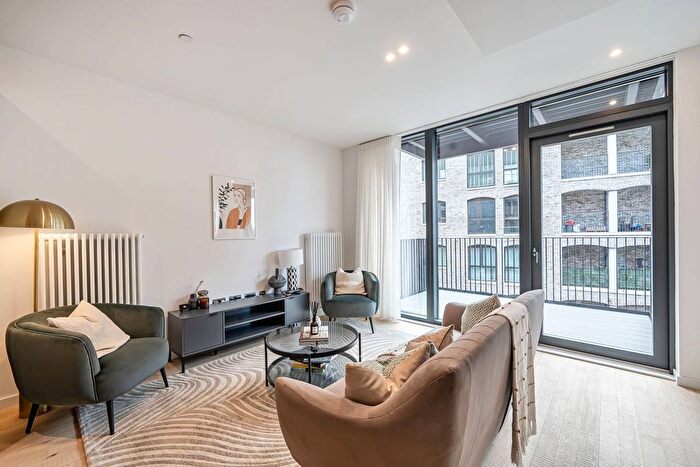 1 Bedroom Flat For Sale In The Brentford Project, Brentford, TW8