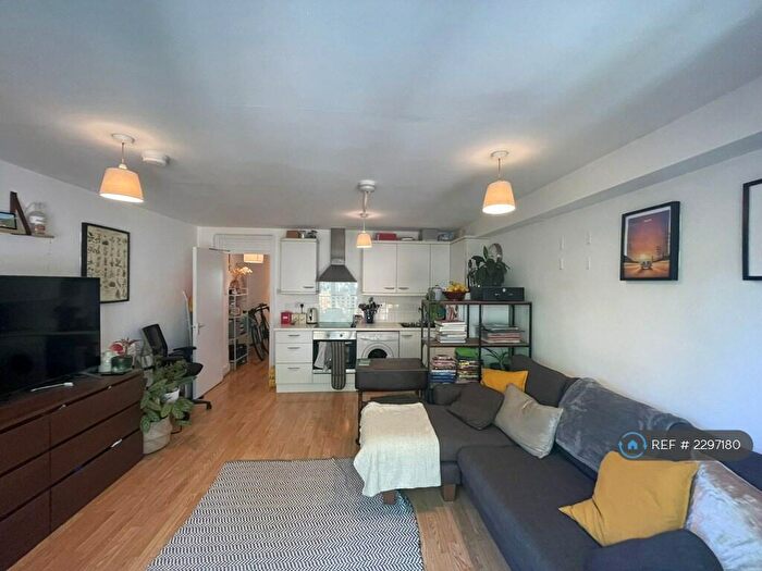 1 Bedroom Flat To Rent In Ridley Road, London, E8
