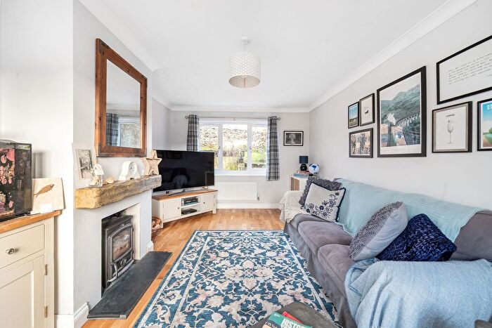 3 Bedroom Semi-detached House For Sale In Lawrence Road, Avening, GL8