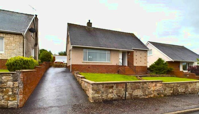 3 Bedroom Country House For Sale In Brownhill View, Bonkle, ML2