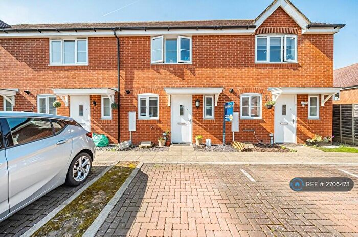 2 Bedroom Terraced House To Rent In Fawn Drive, Three Mile Cross, Reading, RG7