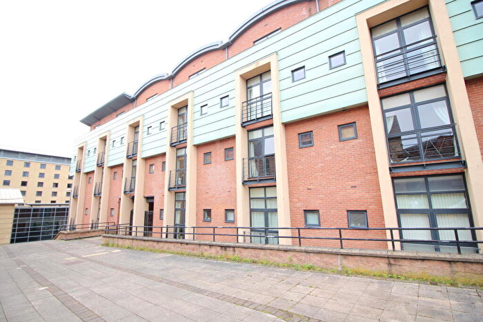 2 Bedroom Flat For Sale In Curzon Place, Gateshead, NE8