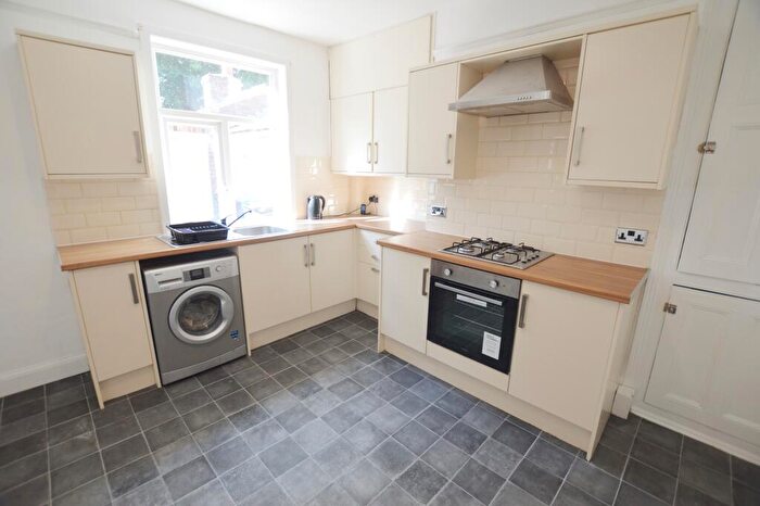 3 Bedroom Terraced House To Rent In Dovercourt Road, Norfolk Park, Sheffield, S2