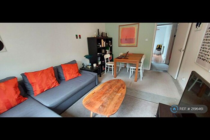 1 Bedroom Flat To Rent In Penton Street, London, N1