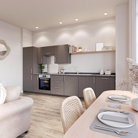 3 Bedroom Apartment For Sale In Hartington Place, Eastbourne, BN21