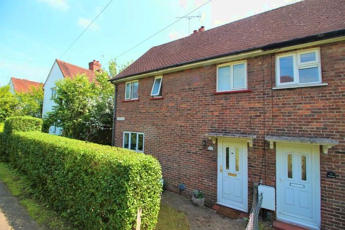 4 Bedroom Semi-Detached House To Rent In Southway, Guildford, GU2