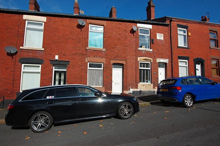 2 Bedroom Terraced House For Sale In Hope Street, Dukinfield, Greater Manchester, SK16