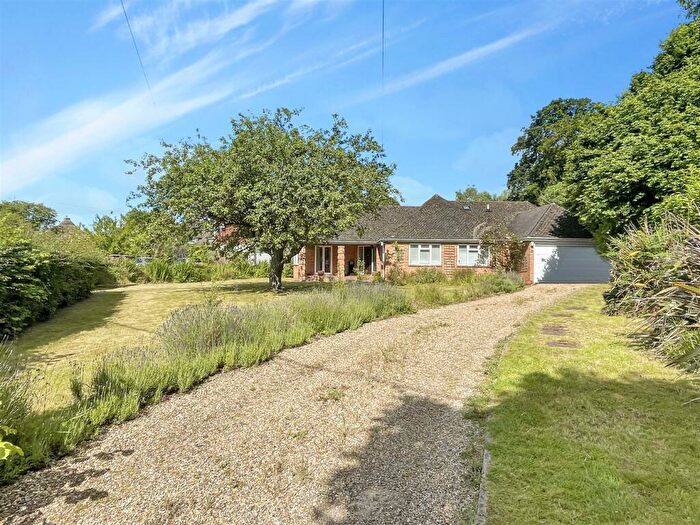 4 Bedroom Detached Bungalow For Sale In The Hamlet, Gallowstree Common, RG4