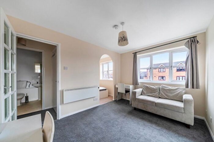 1 Bedroom Apartment To Rent In Barnes House, John Williams Close, London, SE14