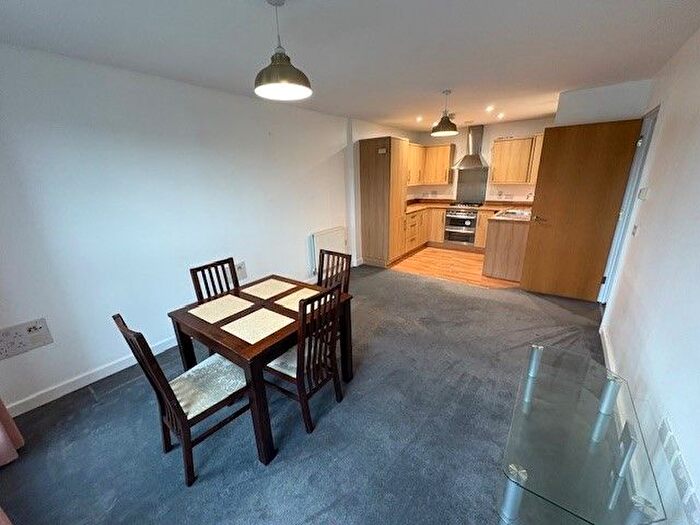 1 Bedroom Flat To Rent In East Croft, Northolt Road, South Harrow, HA2