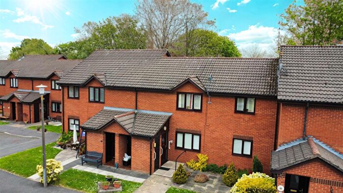 2 Bedroom Flat For Sale In Parklands, Rainford, St Helens, WA11