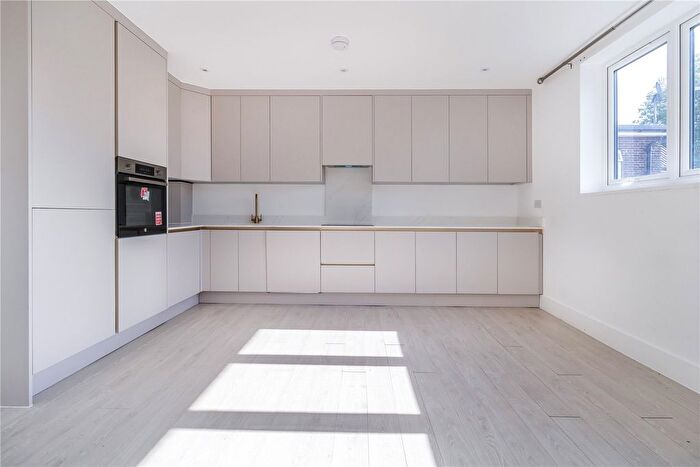 2 Bedroom Flat To Rent In Corelli Road, Kidbrooke, SE3