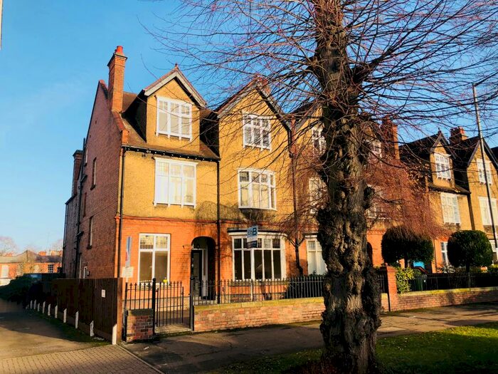 2 Bedroom Apartment To Rent In Beauchamp Avenue, Leamington Spa, CV32