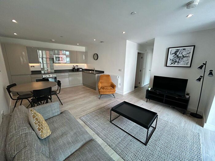 2 Bedroom Apartment To Rent In Charlotte Street, Birmingham, B3
