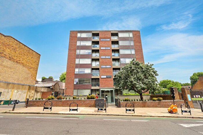 Flat For Sale In Flat, Charles Allen House, Amwell Street, Clerkenwell, London, EC1R