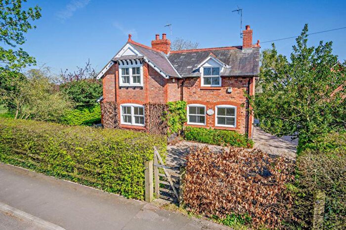 2 Bedroom Detached House For Sale In Tattenhall, Nr. Chester, CH3