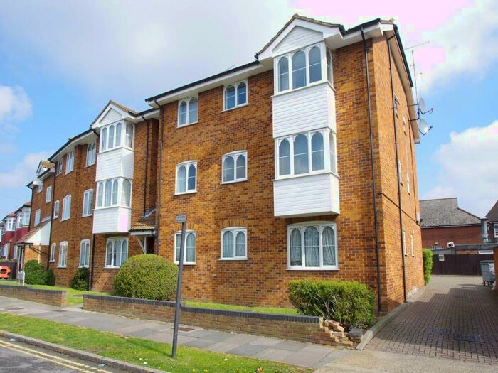 1 Bedroom Flat To Rent In Fontwell Court, Torrington Drive, South Harrow, HA2