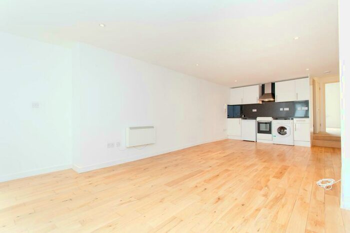 1 Bedroom Flat To Rent In Kingsland Road, London, E8