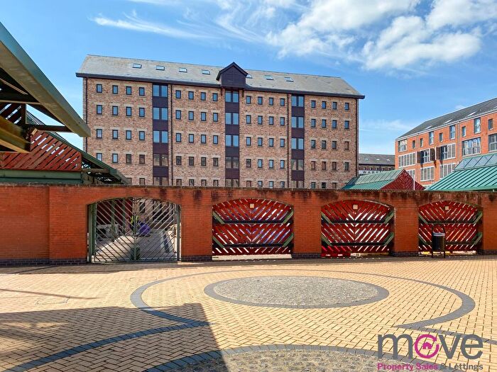 1 Bedroom Flat To Rent In Britannia Warehouse, Gloucester, GL1