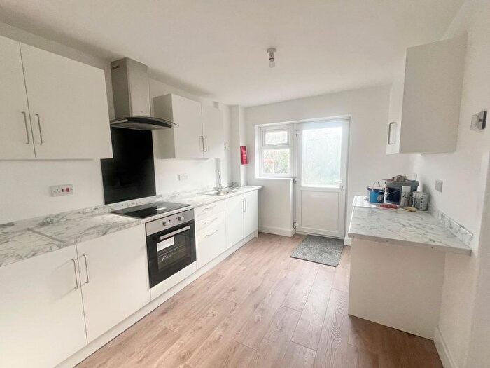 3 Bedroom Terraced House To Rent In Teesdale Avenue, Birmingham, B34