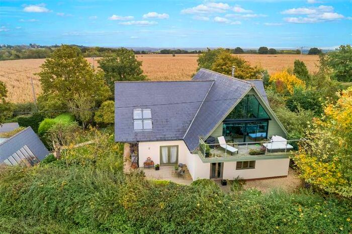 4 Bedroom Detached House For Sale In Evesham Road, Church Lench, Evesham, Worcestershire, WR11