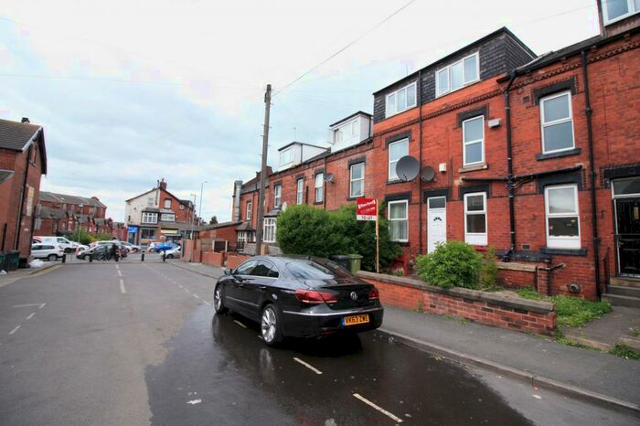 3 Bedroom Terraced House To Rent In Ashton Place, Leeds, West Yorkshire, LS8
