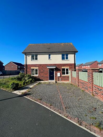 2 Bedroom Semi-Detached House For Sale In Pasture Drive, Eggborough, Goole, DN14
