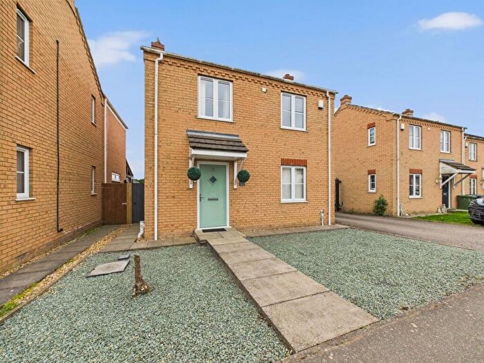 3 Bedroom Detached House For Sale In The Wroe, Emneth, Wisbech, PE14