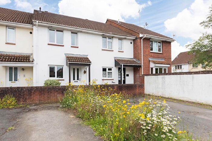 2 Bedroom Terraced House For Sale In Kempster Close, Abingdon, OX14