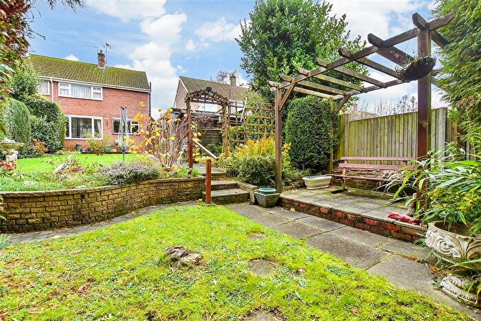 3 Bedroom Semi-Detached House For Sale In River Street, Dover, Kent, CT17