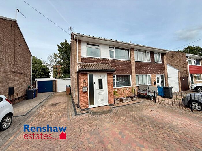 3 Bedroom Semi-Detached House For Sale In Redland Close, Ilkeston, Derbyshire, DE7