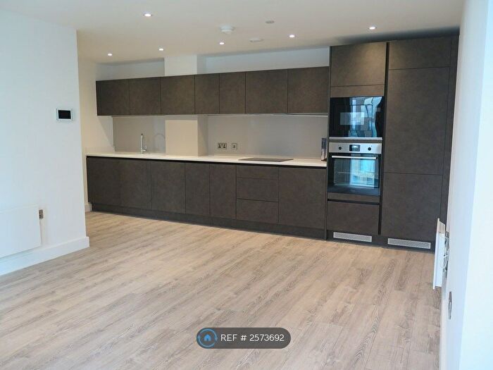 1 Bedroom Flat To Rent In Silvercroft Street, Manchester, M15