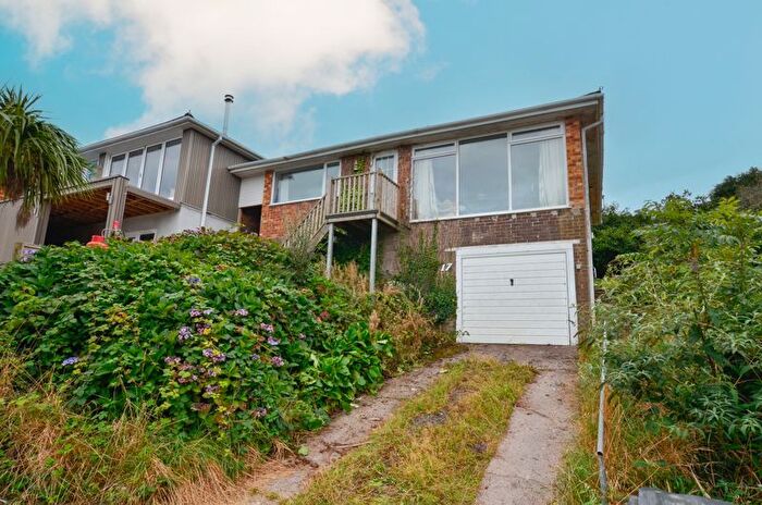 2 Bedroom Bungalow For Sale In Raddicombe Drive, Brixham, TQ5