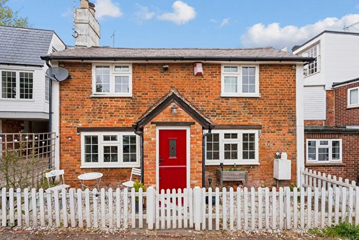 2 Bedroom Terraced House For Sale In High Street, Great Missenden, HP16