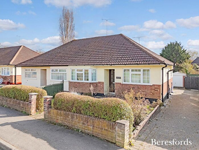 3 Bedroom Semi-Detached House For Sale In Heybridge Road, Ingatestone, CM4