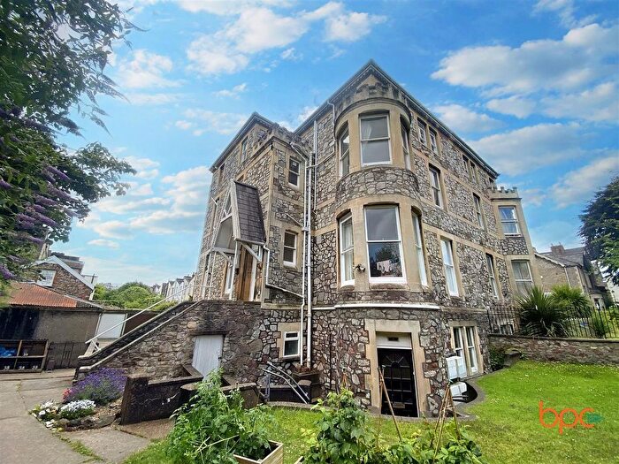 2 Bedroom Flat To Rent In B, Chandos Road, Redland, BS6