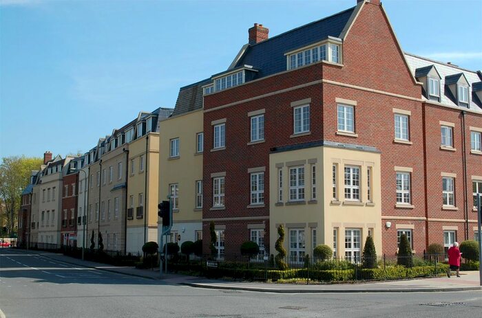 2 Bedroom Flat To Rent In Flat E, 6 Welch Way, Witney, Oxfordshire OX28