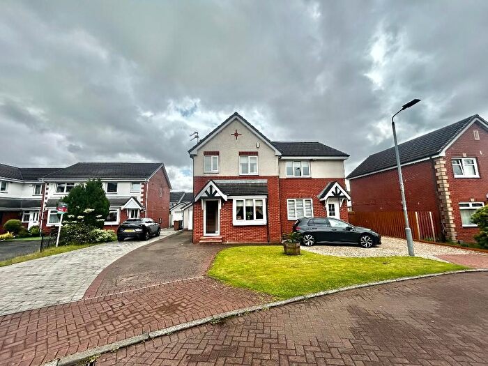 3 Bedroom Semi-Detached House For Sale In Glenluce Gardens, Moodiesburn, Glasgow, G69
