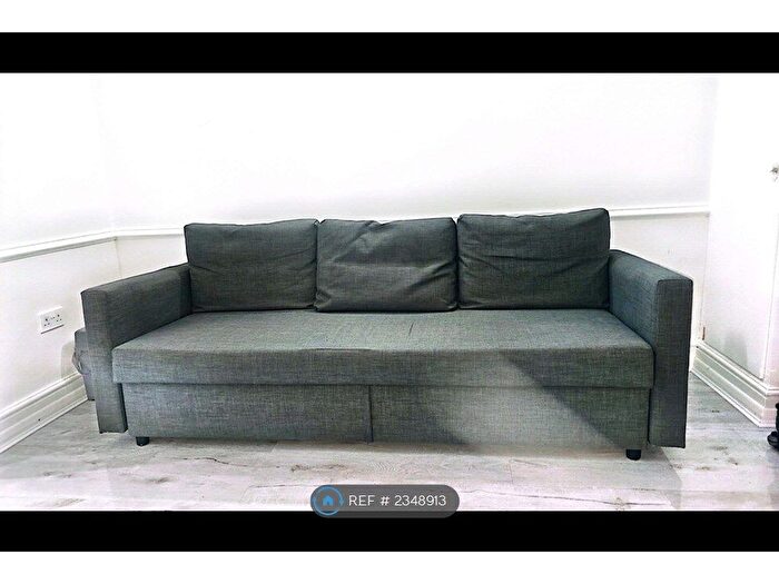 1 Bedroom Flat To Rent In Bethnal Green Road, London, E2