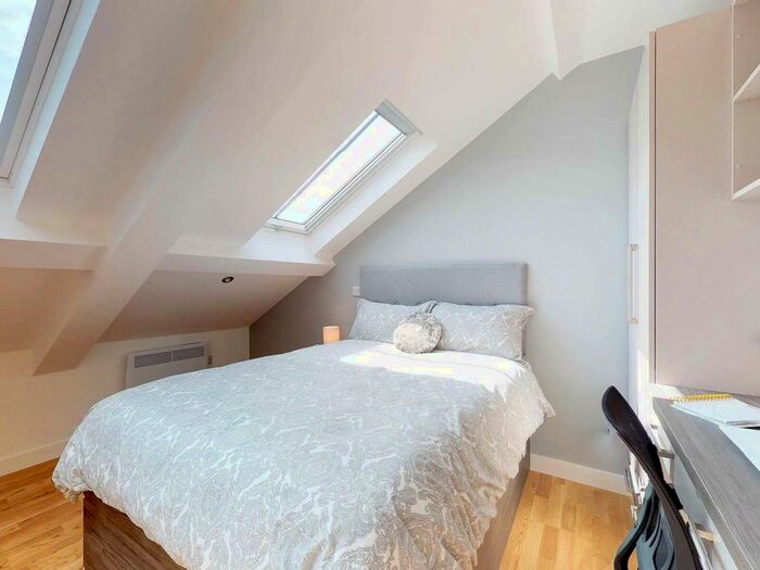 1 Bedroom Apartment To Rent In St Mary's Road, Sheffield, South Yorkshire, S2