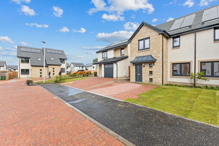 3 Bedroom Semi-Detached House To Rent In Quoich Ave, Creiff, Perthshire, PH7